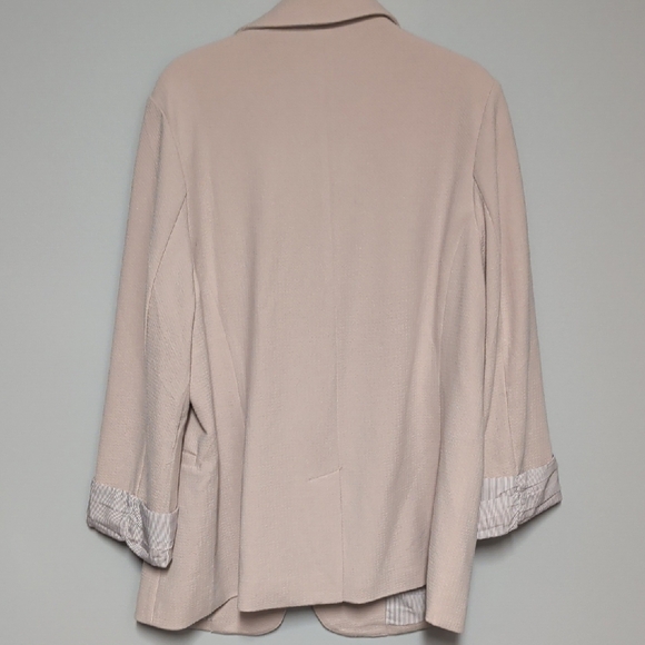 Skies Are Blue Cream Women's Blazer - Picture 5 of 6